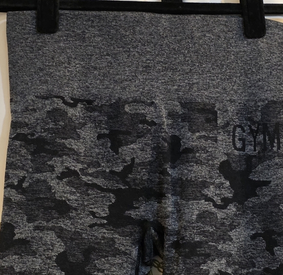 Gymshark Compression Legging - Picture 2 of 5